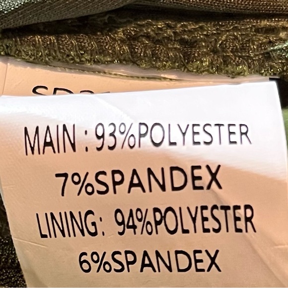 Showpo. SELITA MIDI DRESS RUCHED HIGH NECK DRESS Green Size 6 New‎ with tags - Picture 7 of 7